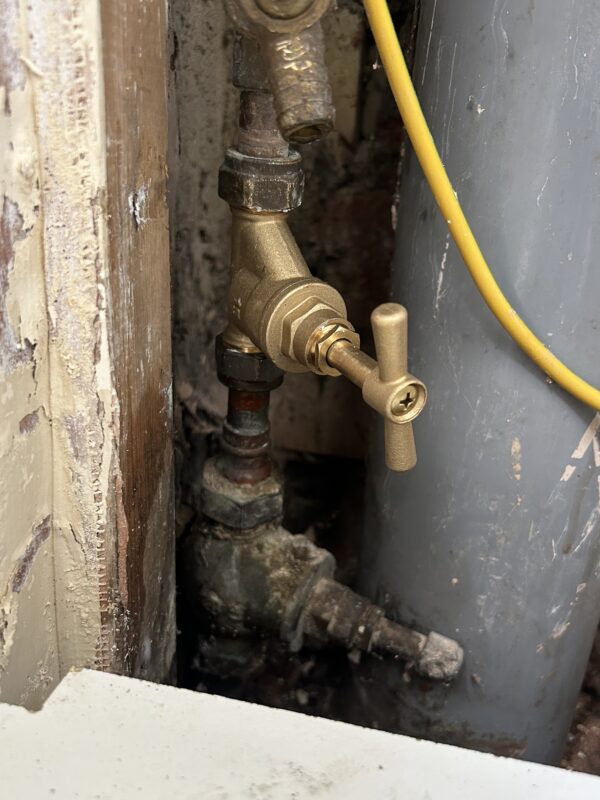 Replacement stopcock installation by Milton Keynes plumber